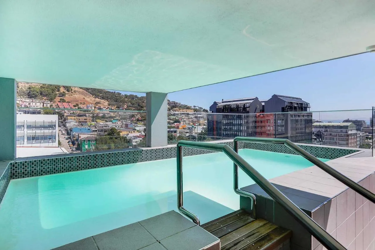 Backup-Powered Luxury City Apartment Cape Town South Africa