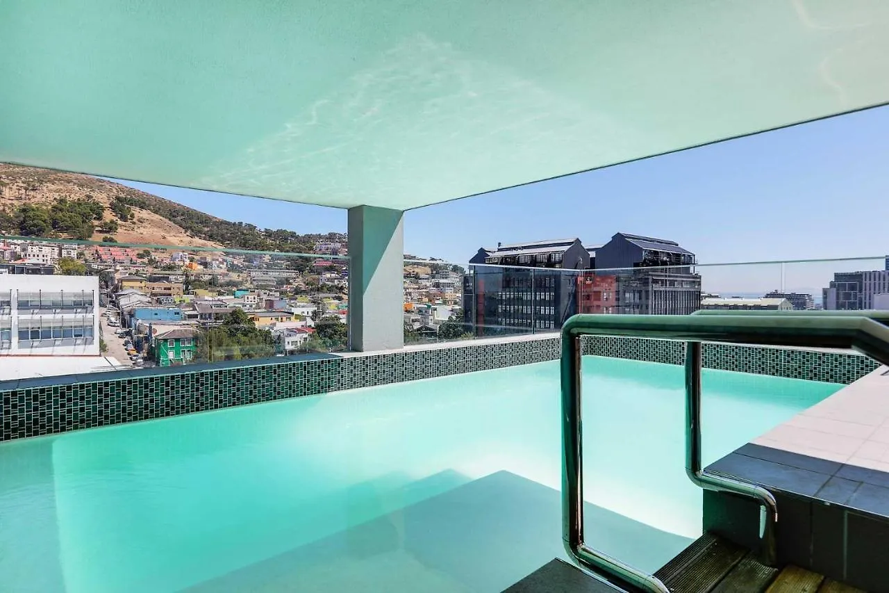 Backup-Powered Luxury City Apartment Cape Town