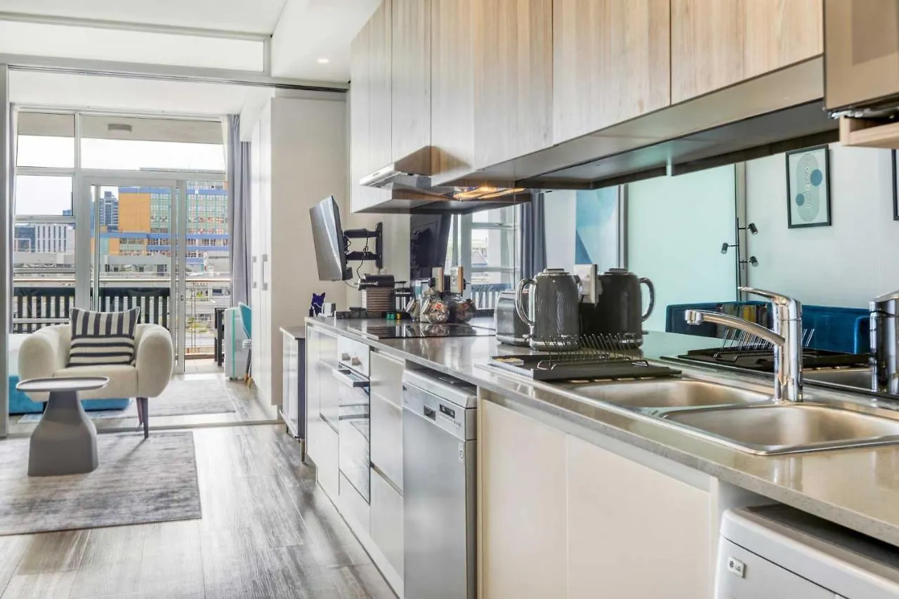 Backup-Powered Luxury City Apartment Cape Town