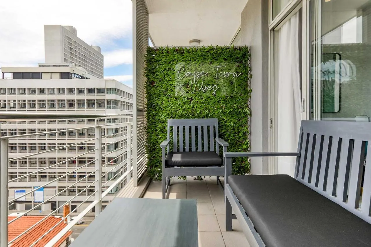 Backup-Powered Luxury City Apartment Cape Town 0*,  South Africa