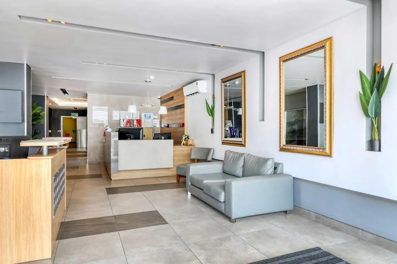 Backup-Powered Luxury City Apartment Cape Town 0*,  South Africa